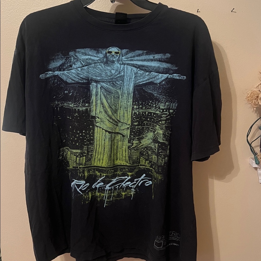 Graphic Image Black green and yellow T-shirt featuring the Christ the Redeemer